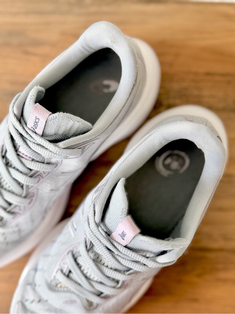 Asics Women's Light Gray and White Running Shoes - Picture 9 of 11